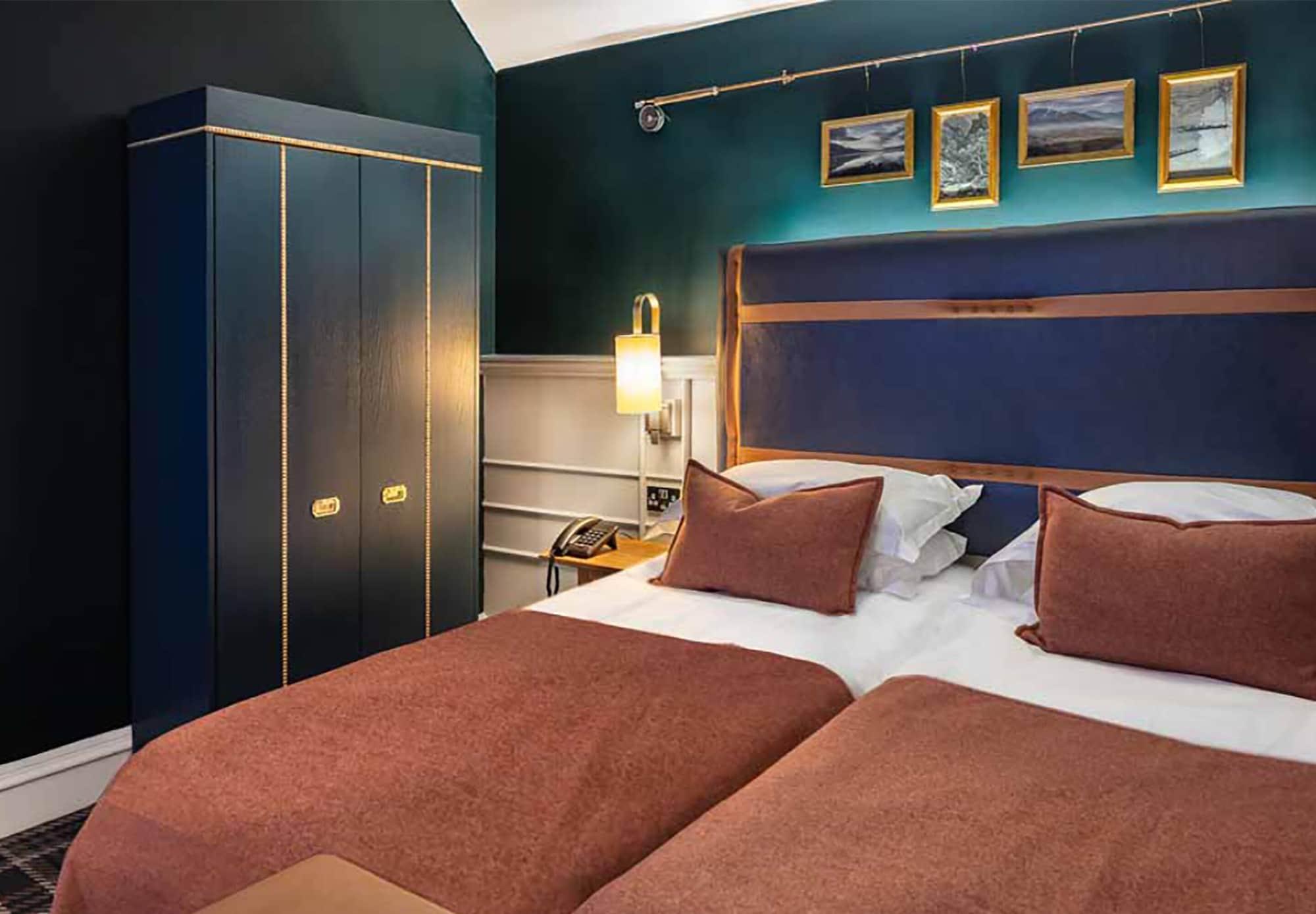 Macdonald Loch Rannoch Hotel & Resort キンロック・ランノホ エクステリア 写真